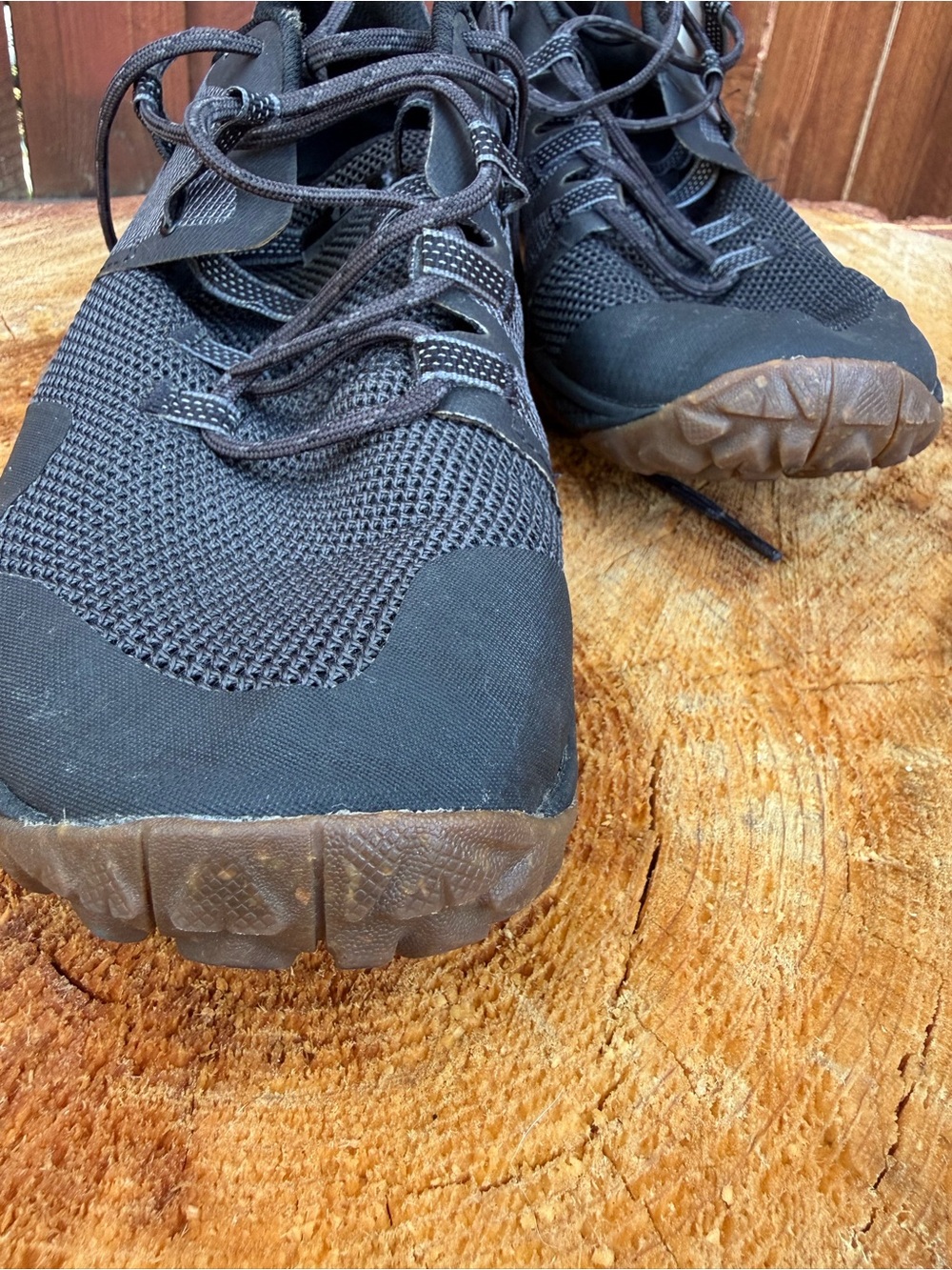 Merrell Men's Black Athletic Trainer with Vibram Outsole - Picture 2 of 7